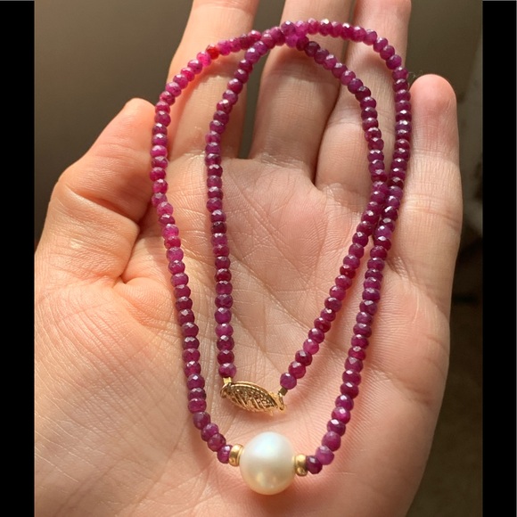 Jewelry - Ruby and pearl necklace with 14k clasp